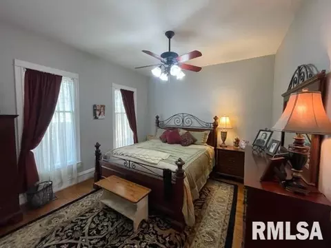 613 S Main St, Anna, IL 62906 photo 10