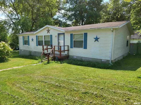 1609 Smith St, Eldorado, IL 62930 photo 6