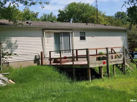1609 Smith St, Eldorado, IL 62930 photo 5