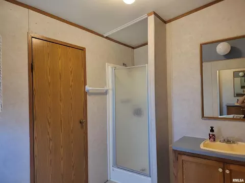 1609 Smith St, Eldorado, IL 62930 photo 23