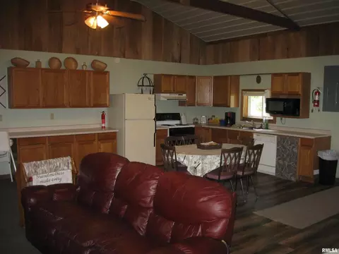 70 Poe Ln, Simpson, IL 62985 photo 4