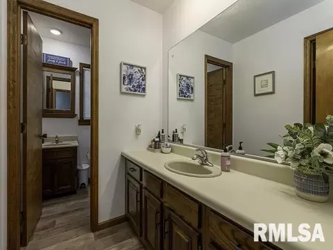 207 S 7th St, Herrin, IL 62948 photo 26