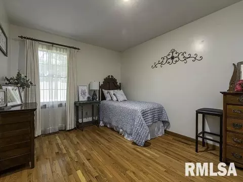 207 S 7th St, Herrin, IL 62948 photo 22