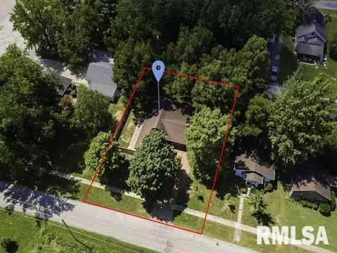207 S 7th St, Herrin, IL 62948 photo 11