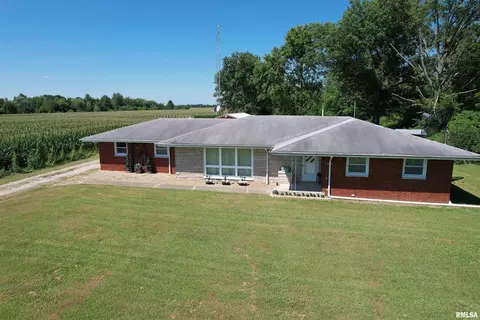 3269 Old 51 Rd, Sandoval, IL 62882 photo 1