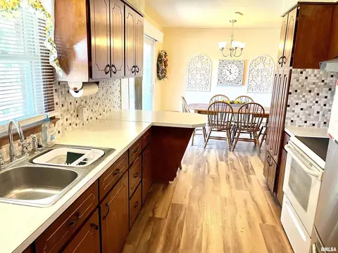 3269 Old 51 Rd, Sandoval, IL 62882 photo 9