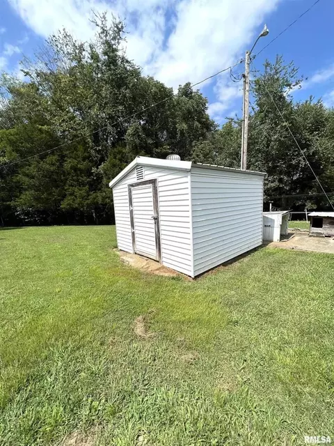 1280 County Road 800 E Rd, Carmi, IL 62821 photo 4