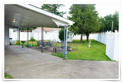 1101 W 10th St, Metropolis, IL 62960 photo 13