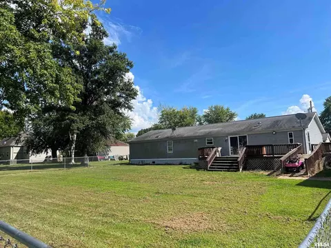 311 W 1st St, Ewing, IL 62836 photo 36
