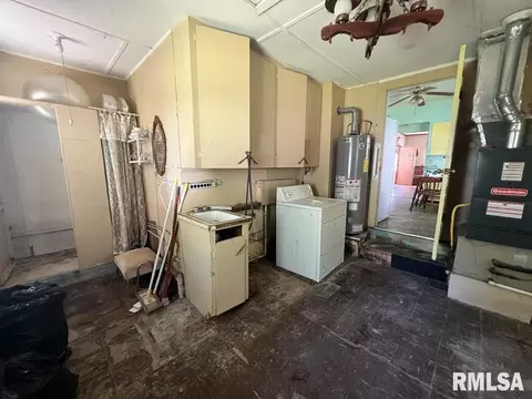 708 E 11th St, Centralia, IL 62801 photo 9