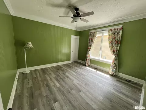 119 S Beech St, Centralia, IL 62801 photo 18
