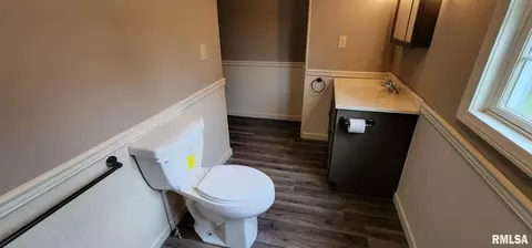 501 S Victor St, Christopher, IL 62822 photo 25