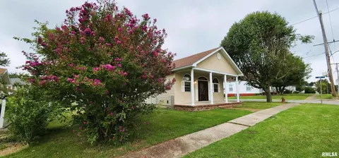 501 S Victor St, Christopher, IL 62822 photo 3