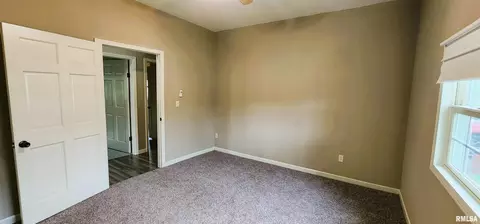 501 S Victor St, Christopher, IL 62822 photo 19