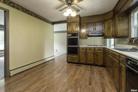 9092 Old Route 13, Marion, IL 62959 photo 9