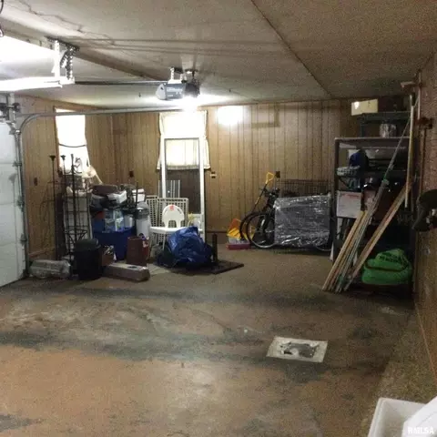 701 W Spring St, Anna, IL 62906 photo 21