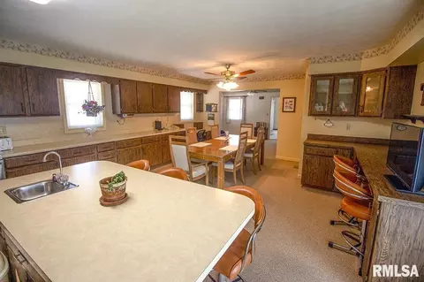 1439 E 3rd St, Centralia, IL 62801 photo 13