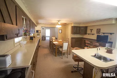 1439 E 3rd St, Centralia, IL 62801 photo 14