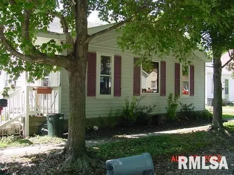 617 S 25th St, Herrin, IL 62948 photo 1
