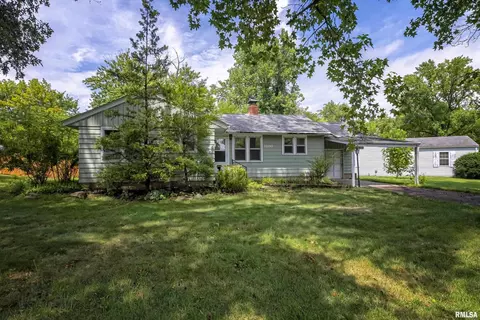 1100 W Carter St, Carbondale, IL 62901