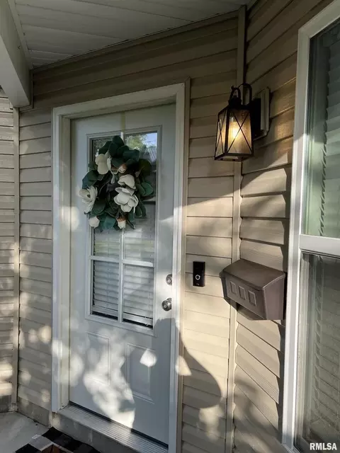 1103 E Union St, Marion, IL 62959 photo 4