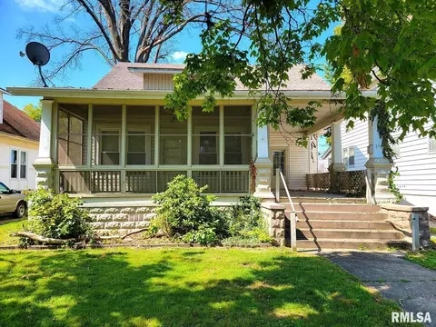 324 Leafland Ave, Centralia, IL 62801 photo 1