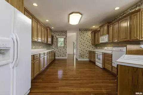 1601 Lisa Ln, Marion, IL 62959 photo 16