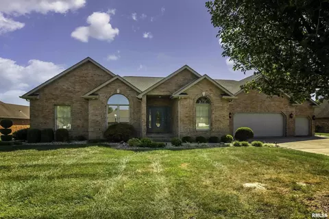 1601 Lisa Ln, Marion, IL 62959 photo 2