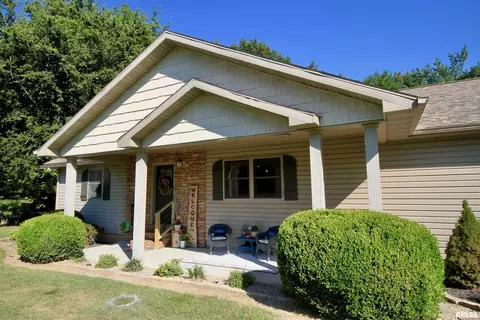 15 Maes Rd, Murphysboro, IL 62966 photo 2