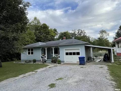 613 Elm St, Carmi, IL 62821 photo 14