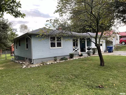 613 Elm St, Carmi, IL 62821 photo 13