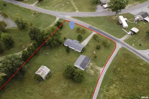 11748 Pease Rd, Marion, IL 62959 photo 5