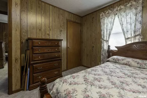 11748 Pease Rd, Marion, IL 62959 photo 11