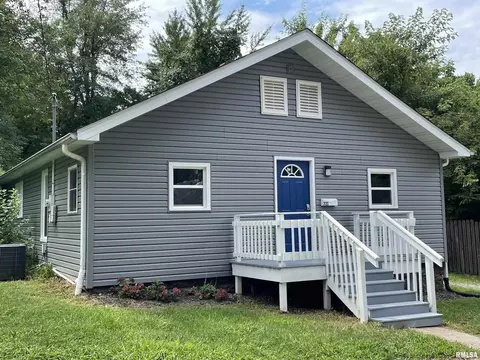 721 Maple St, Murphysboro, IL 62966 photo 1