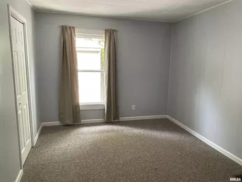 721 Maple St, Murphysboro, IL 62966 photo 7