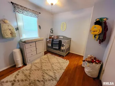715 E 11th St, Centralia, IL 62801 photo 21