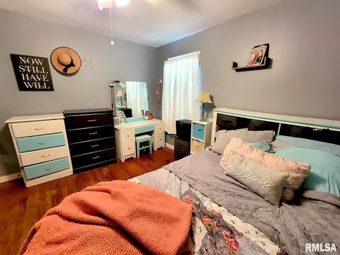 715 E 11th St, Centralia, IL 62801 photo 17