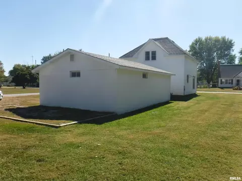 411 Thomas St, Iuka, IL 62849 photo 19