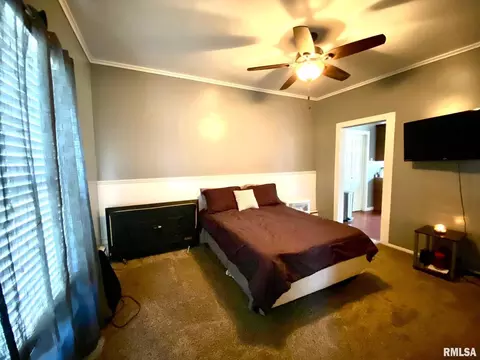 506 S Thomas St, Christopher, IL 62822 photo 15