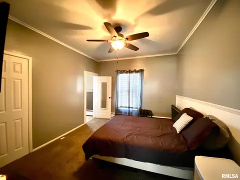 506 S Thomas St, Christopher, IL 62822 photo 14