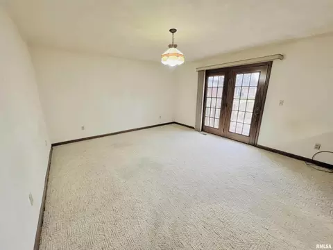 5 Deer Path Ln, Salem, IL 62881 photo 9