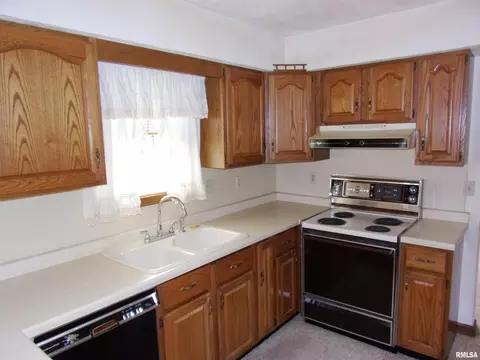 5 Deer Path Ln, Salem, IL 62881 photo 7