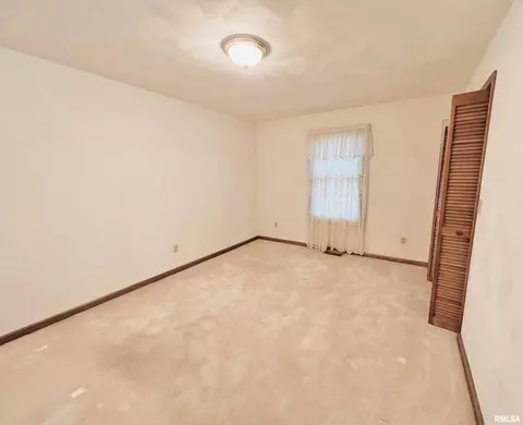 5 Deer Path Ln, Salem, IL 62881 photo 14