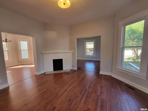 2131 Edith St, Murphysboro, IL 62966 photo 2
