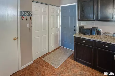 800 Washington St, Saint Libory, IL 62282 photo 15