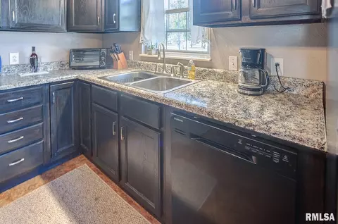 800 Washington St, Saint Libory, IL 62282 photo 14