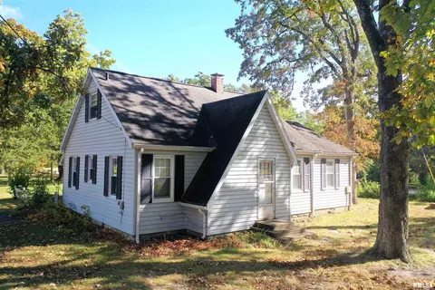 100 Hardacre Rd, Salem, IL 62881