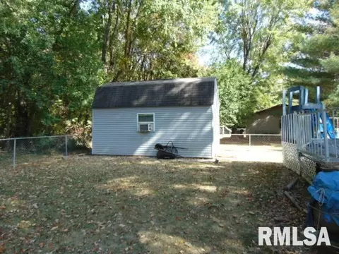 205 Pine Ln, Murphysboro, IL 62966 photo 16