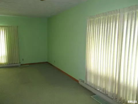 13548 Ewing Rd, Whittington, IL 62897 photo 6