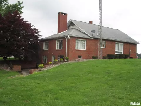13548 Ewing Rd, Whittington, IL 62897 photo 5